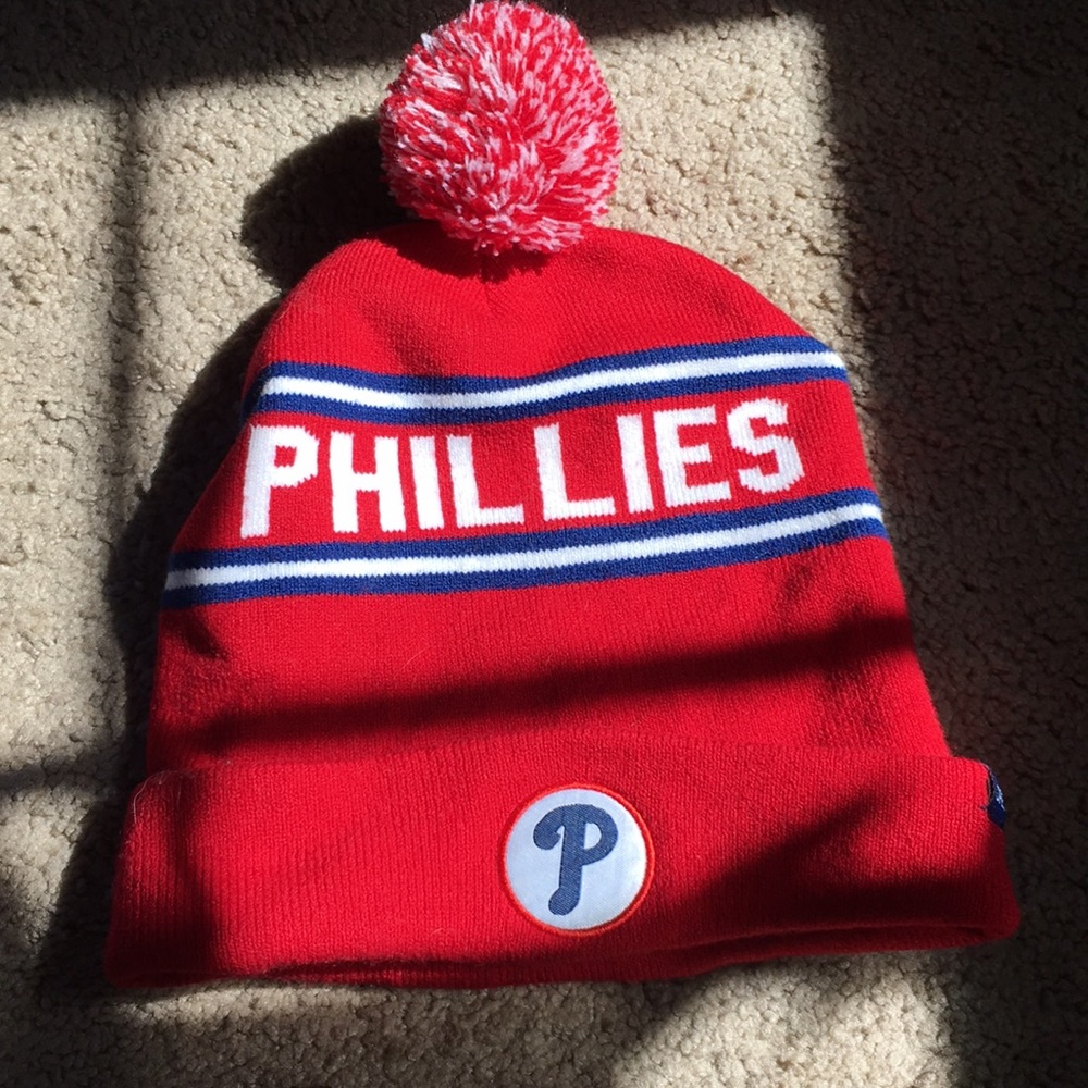 Philadelphia Phillies Pom Pom Winter Hat Giveaway